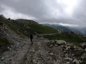 cesta pre autá domácich Najvyšší vrch Kosova Djeravica 2656 m.