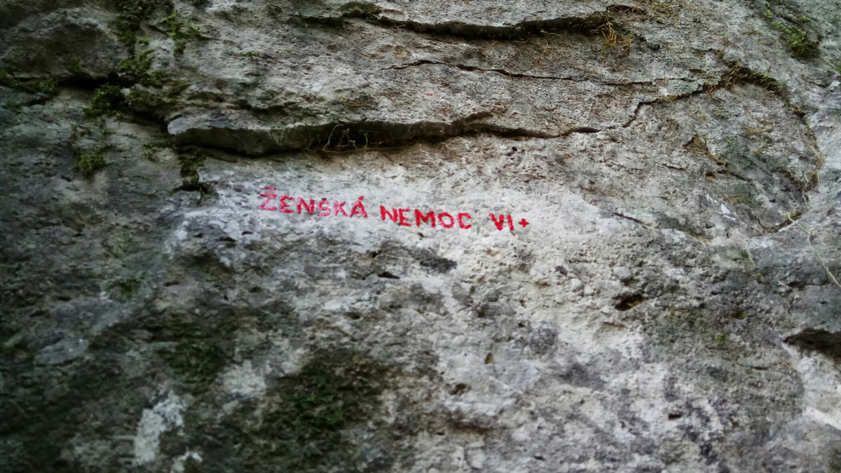 Slovenské skaly, lezenie v oblasti Komjatná, cesta Ženská nemoc