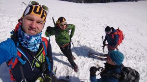 Malá Fatra na skialp lyžiach, hrebeňovka nad sedlom pod suchým