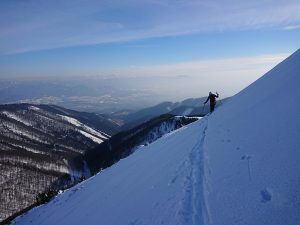 Malá Fatra na skialp lyžiach, hrebeňovka pred Malým Kriváňom